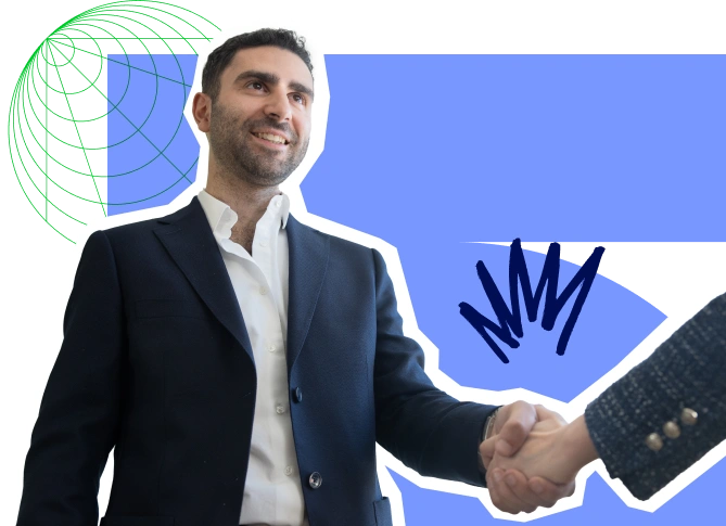 Jérémy SOUED serrant la main à son nouveau client au sein du cabinet ECAI